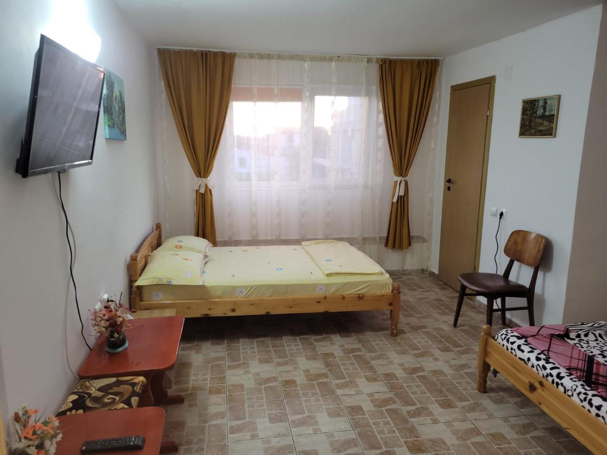 Cazare Eforie Nord, Plaja Acapulco, Garsoniere Four Studios, Bucatarie Comuna, Baie Proprie, Etaj 4, Fara Lift المظهر الخارجي الصورة