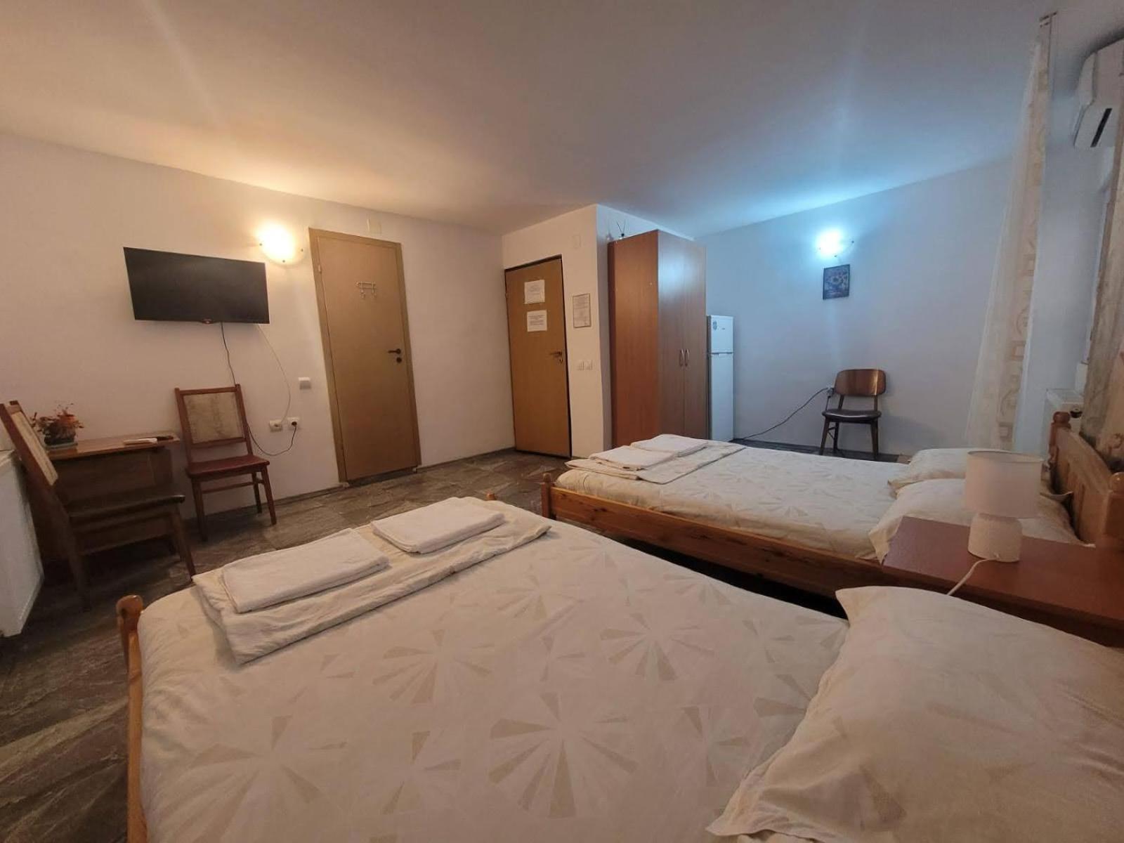 Cazare Eforie Nord, Plaja Acapulco, Garsoniere Four Studios, Bucatarie Comuna, Baie Proprie, Etaj 4, Fara Lift المظهر الخارجي الصورة
