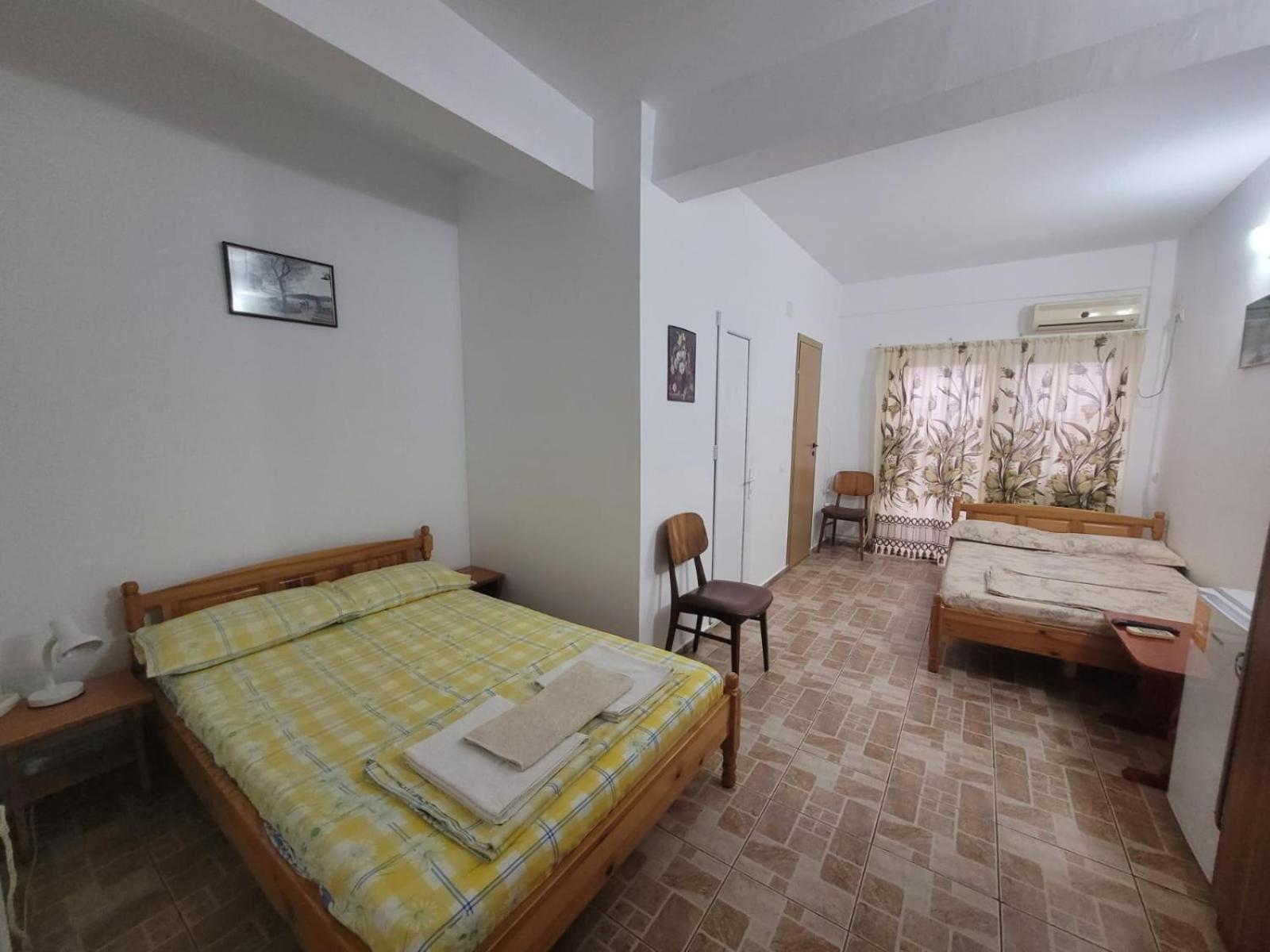Cazare Eforie Nord, Plaja Acapulco, Garsoniere Four Studios, Bucatarie Comuna, Baie Proprie, Etaj 4, Fara Lift المظهر الخارجي الصورة